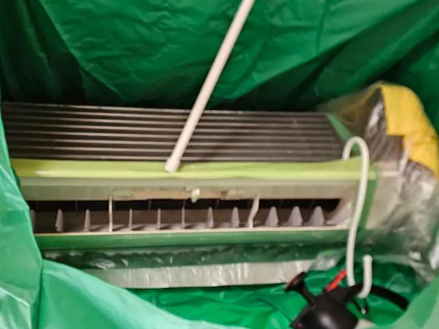 笑顔と丁寧さでお部屋をもっと快適に！安心の自社施工サービスの画像