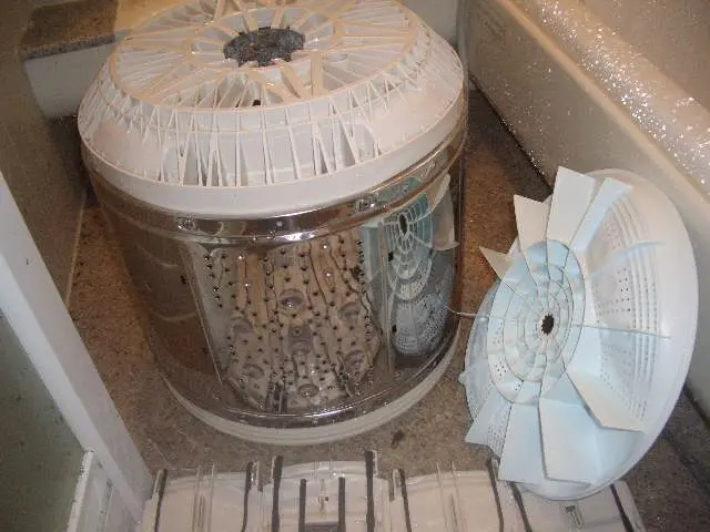 洗濯機年間実績100台以上◇高い技術力で他社が出来ない日立も対応サービスの画像