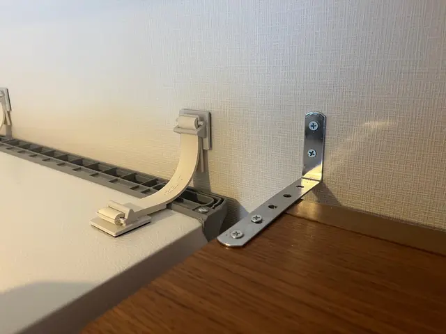 地震対策に家具固定!!丁寧かつスピーディーに!!サービスの画像