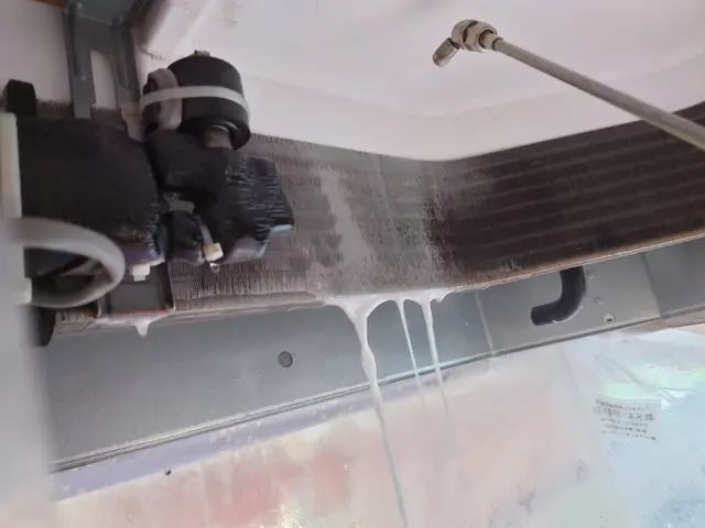 【年間5,000台以上の施工実績】職人の技で徹底洗浄インボイス登録店サービスの画像