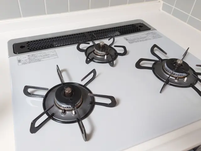 お風呂のカビ・水垢やキッチンの油汚れはプロにお任せ◎安価で丁寧◎クレカOKサービスの画像