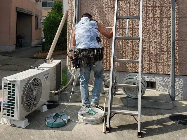 【業歴30年の実績】家庭用・業務用のエアコン工事は当社にお任せ下さいサービスの画像