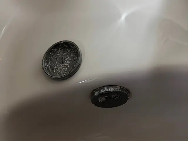 【お風呂の給湯器追い炊き排水管洗浄】サービスの画像