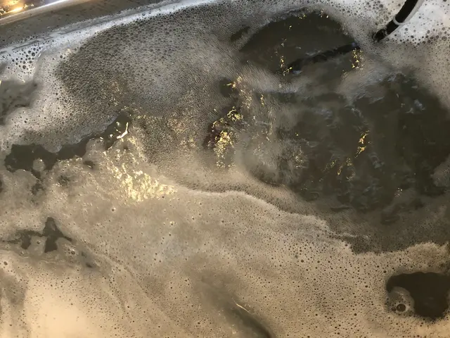 【お風呂の給湯器追い炊き排水管洗浄】サービスの画像