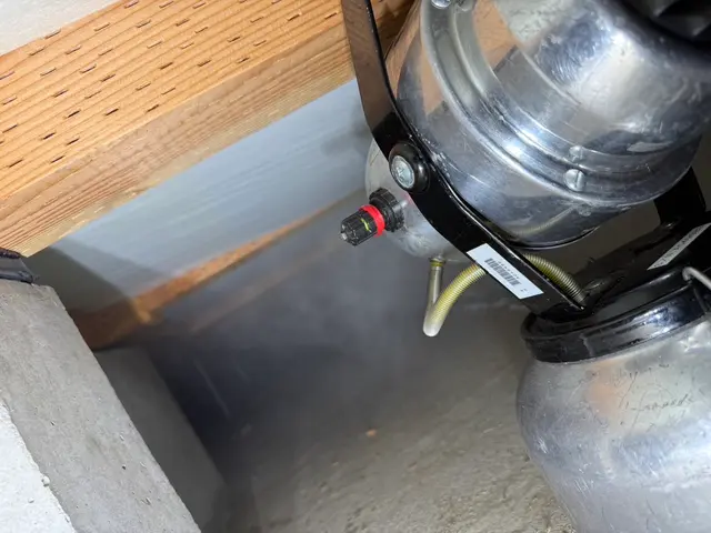 どんな現場でもシロアリを必ず完全駆除！作業説明で安心！5年保証いたします！防カビサービスの画像