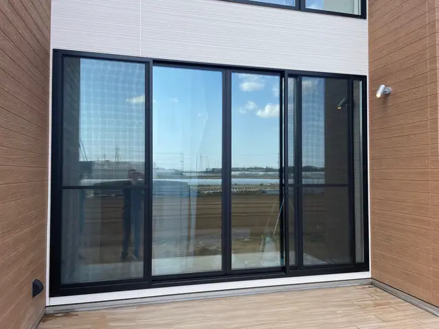 実績多数！フィルム各種取り揃えてます！フィルムのことなら全てお任せください！サービスの画像