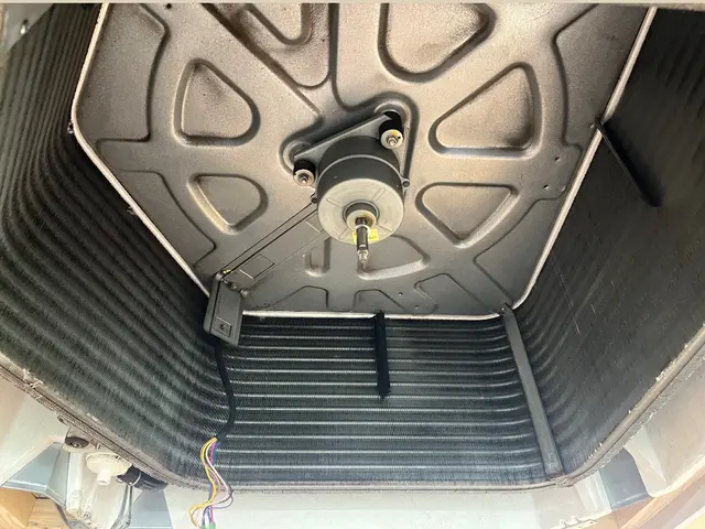 業務用埋め込み4方向のみ対応可能になります。サービスの画像