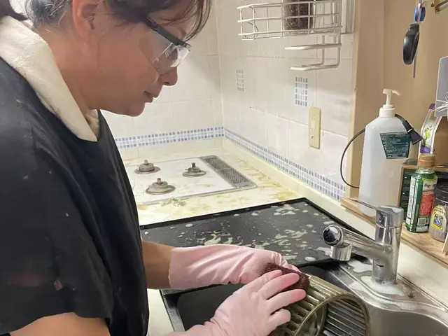親切、笑顔、丁寧、真面目に作業致します。お一人暮らしの女性方にもご安心致します。サービスの画像