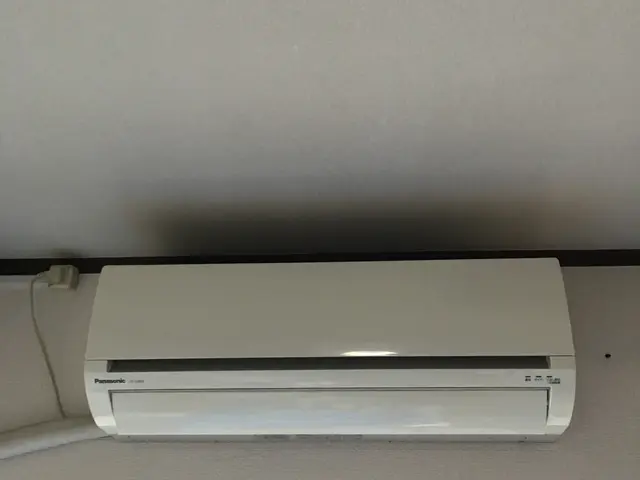 電気工事士の免許を持った私が清掃にお伺い致します。丁寧、安価！サービスの画像