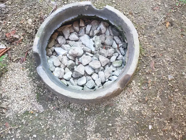 【造園業20年☆庭園管理士】  なるだけ土に還る資材を採用します。サービスの画像