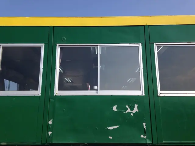 【クレカ対応】国家資格保有者のフィルム施工！遮熱、断熱、防犯、目隠し、UVカットサービスの画像