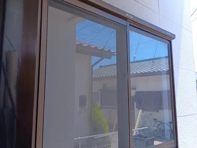 【クレカ対応】国家資格保有者のフィルム施工！遮熱、断熱、防犯、目隠し、UVカットサービスの画像