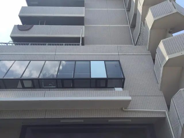 【クレカ対応】国家資格保有者のフィルム施工！遮熱、断熱、防犯、目隠し、UVカットサービスの画像