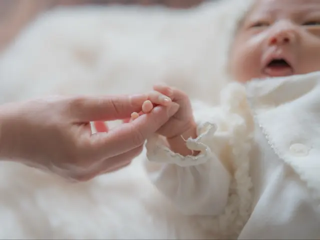 赤ちゃんとご家族の“今”をやさしく残す　【ナチュラルニューボーンフォト】サービスの画像