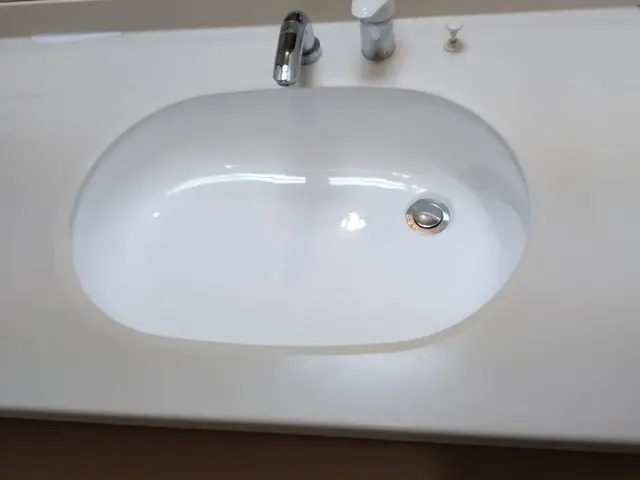 洗面ボウルのひび割れ補修サービスの画像