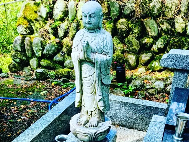 《お線香+仏花コミコミ価格》お客様の代わりにお墓参り!!サービスの画像