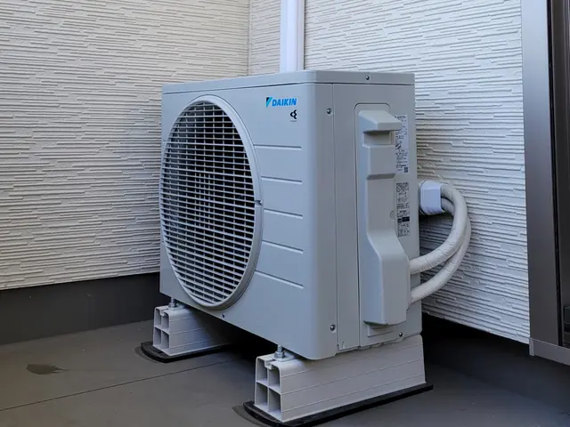 ◆業歴25年以上★ルームエアコン取付★第一種電気工事士サービスの画像