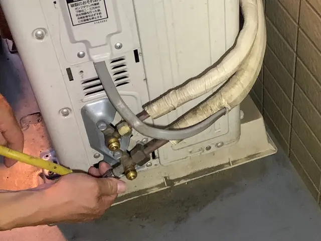 エアコンガス補充サービスの画像