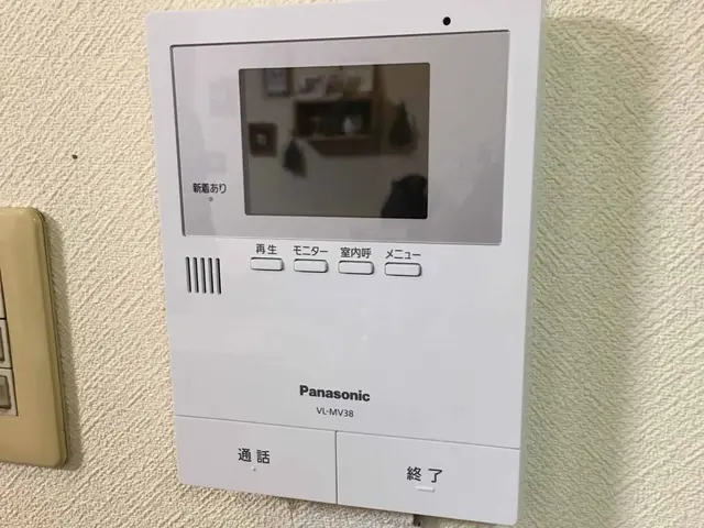 千葉県認可の電気工事士＆経産省認定の電気主任技師。インターホン　取り替えます！サービスの画像