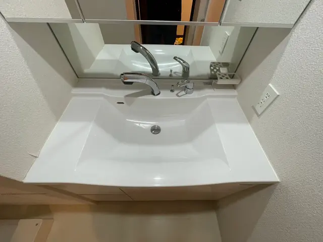 夜間・早朝対応可◎細部まで徹底クリーニング！汚れ具合や劣化具合で臨機応変に対応サービスの画像