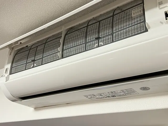 【最短即日可能】冷えないエアコン・水漏れはご相談ください！◎電気工事士対応サービスの画像