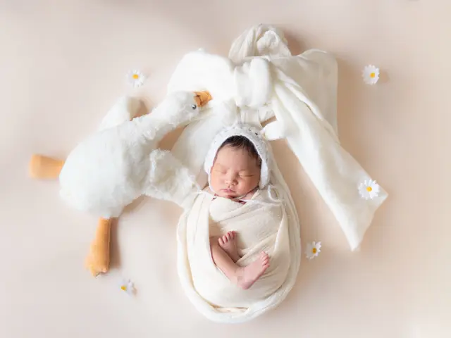 【今だけ家族ショットプレゼント】赤ちゃんのペースを大切にするニューボーンフォト