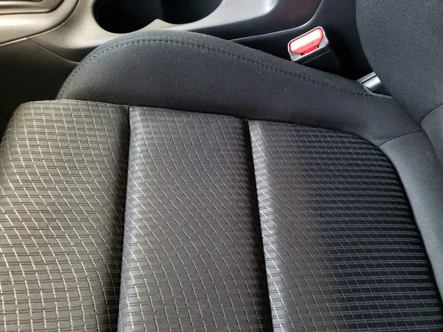 ルームクリーニングやお車の内装補修対応いたします！サービスの画像