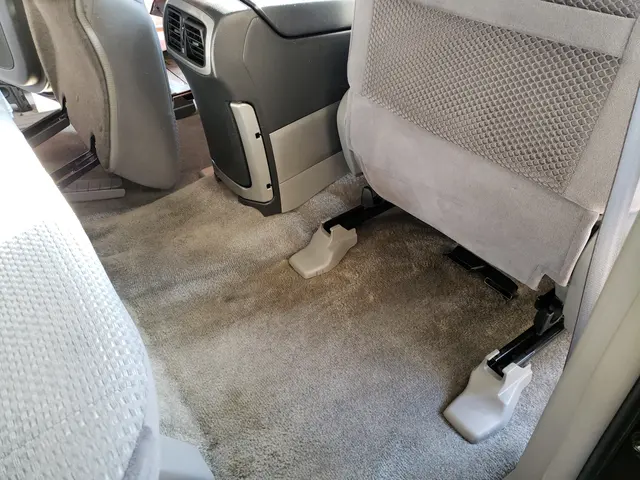 ルームクリーニングやお車の内装補修対応いたします！サービスの画像