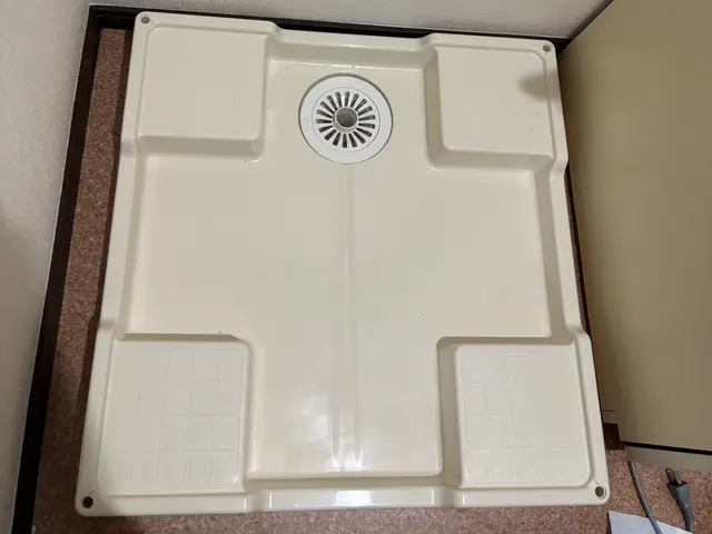『水道局指定工事店』　洗濯パン、防水パン交換承ります。サービスの画像