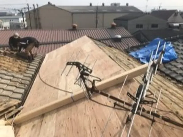 【職人歴20年】ワンランク上の屋根材◎穴あき保証20年以上◎質を重視される方向サービスの画像