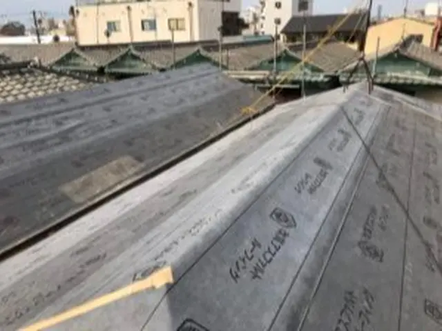 【職人歴20年】ワンランク上の屋根材◎穴あき保証20年以上◎質を重視される方向サービスの画像