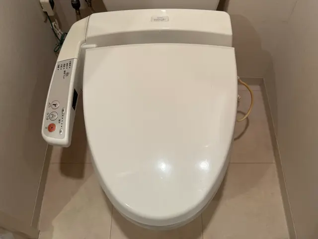 ウォシュレット(温水洗浄便座)取り外し設置　不要になった便座、無料回収します！サービスの画像