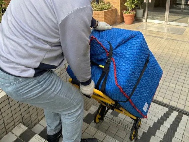 繁忙期も同一料金｜軽バン1名対応の安全引越しサービスの画像