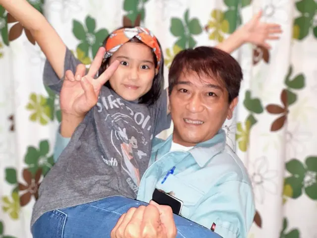 女性STAFF同行で素早く丁寧に施工致します。サービスの画像