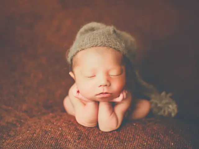 ＊アンティークな雰囲気のアートニューボーンフォト＊2枠がお得です！サービスの画像