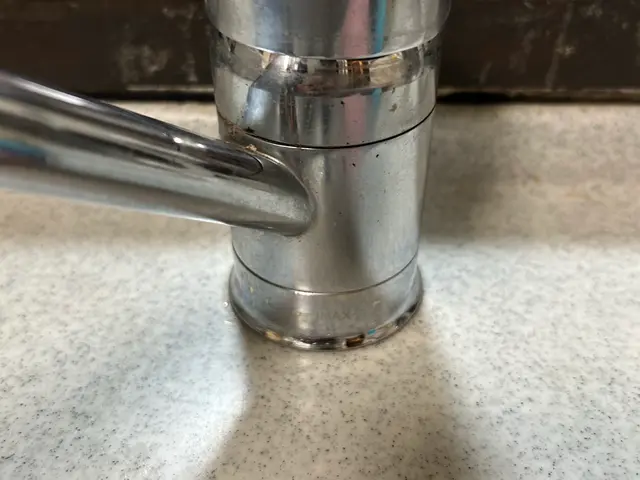 水栓交換はお任せください。水道工事30年の実績、安心の施工保証あります。サービスの画像