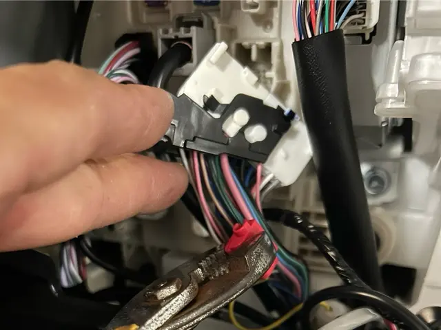 開業15年メーカー基準を満たす品質　早朝夜間も対応、複数台数、取り外しのみも可能サービスの画像