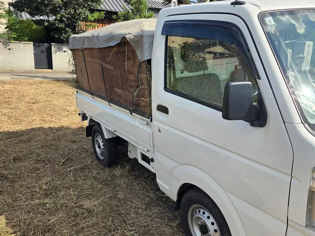 草刈り　草刈り機サービスの画像