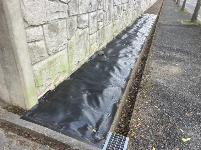 防草シート施工サービスの画像