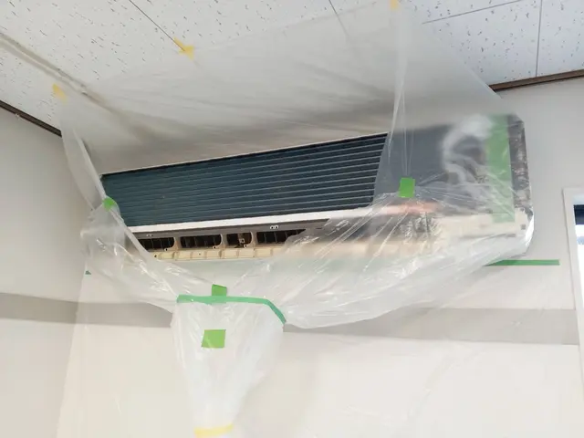 フル活躍した今年のエアコン来年の夏に向けて高圧洗浄で丸洗いは、今がチャンスです。サービスの画像