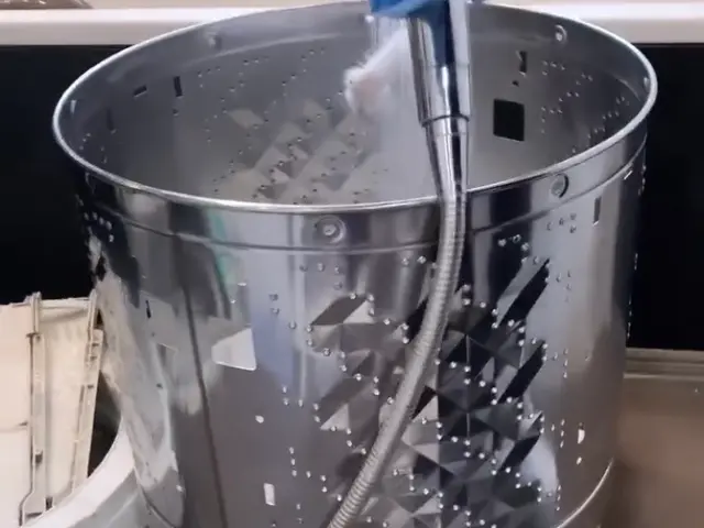 2児パパだからこそ分かる！家族を守る洗濯機クリーニング【ピカピカ新品同様に変身】サービスの画像