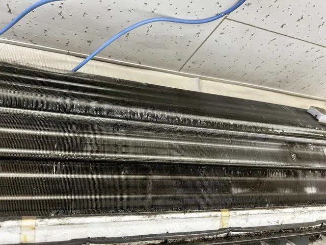家庭用ルームエアコンクリーニング洗浄サービスの画像