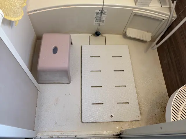 元プロキックボクサーの清掃！作業中のセキュリティー面はご安心下さいませ。サービスの画像