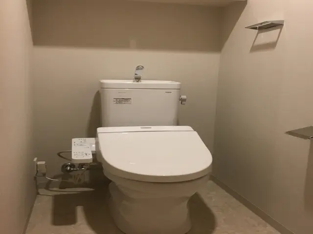 4点セットでお得に！汚れの気になる水廻りのお掃除はお任せ下さい！サービスの画像