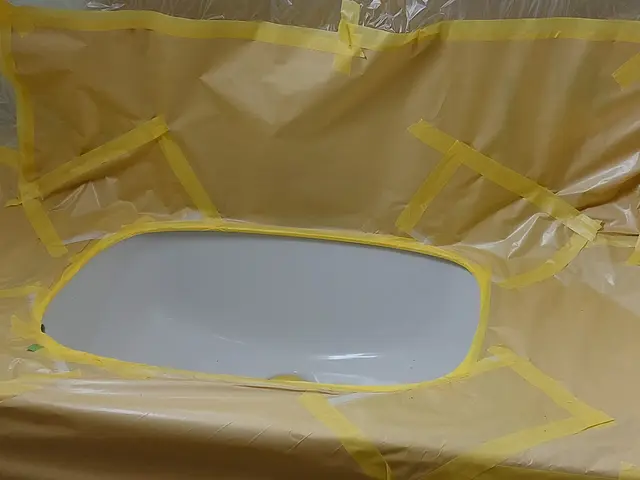 水回り特殊専用塗料で洗面台を交換せずに蘇らせます！サービスの画像