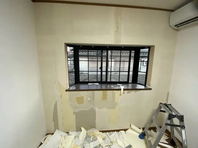 壁の穴、凹み、ペット傷では口コミ数、評価全国1位！お任せ下さい大阪市から伺いますサービスの画像