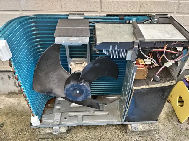 元修理エンジニアのエアコン修理！年式でお断りしません！【7/1より値上げ】サービスの画像