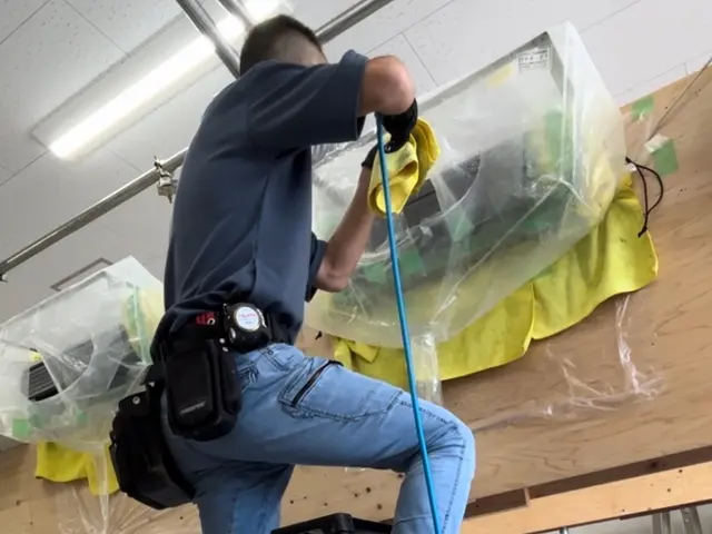 【写真のパパ店長が伺います】女性スタッフ同行可能！プロが行う安心のクリーニング◎サービスの画像