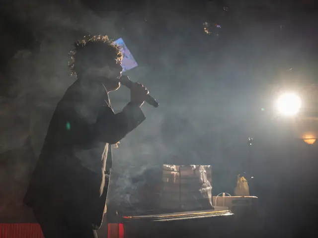 芸能事務所提携カメラマン / 100名以上のイベント撮影実績あり / 千葉在住