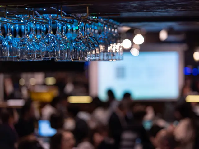 芸能事務所提携カメラマン / 100名以上のイベント撮影実績あり / 千葉在住